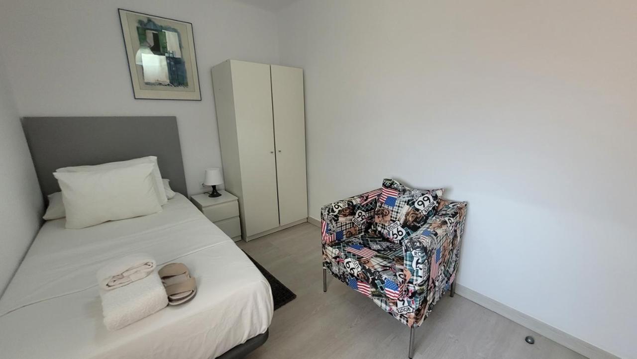Apartaments B O D Collblanc L'Hospitalet de Llobregat Exteriör bild