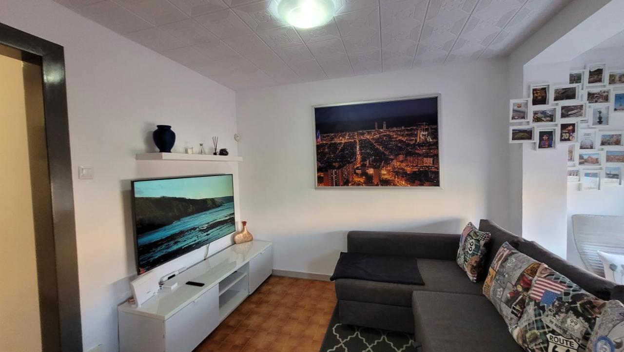 Apartaments B O D Collblanc L'Hospitalet de Llobregat Exteriör bild